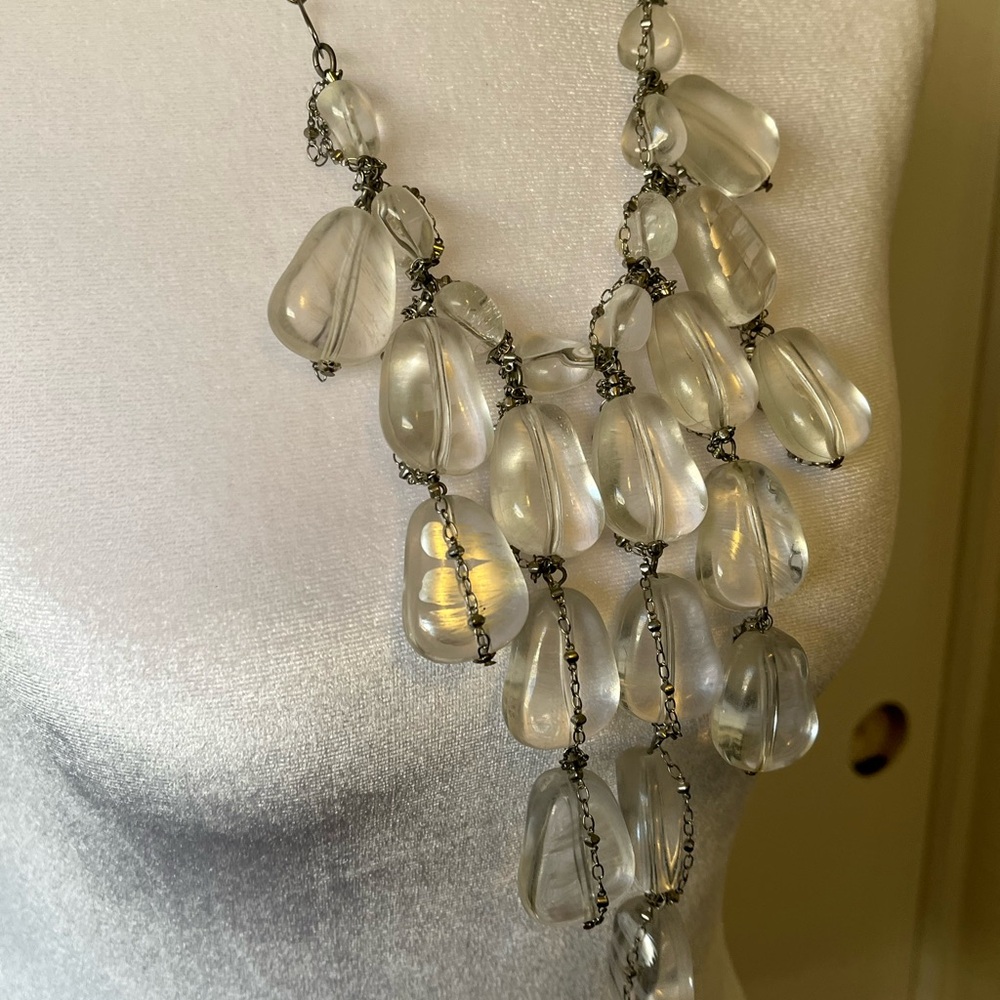 Chico’s Fashion Designed Statement Clear Acrylic Ice Stoned Strand Necklace 42” - Picture 2 of 6